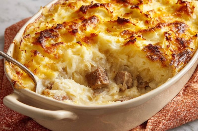 Deftiger Kraut-Fleisch-Gratin