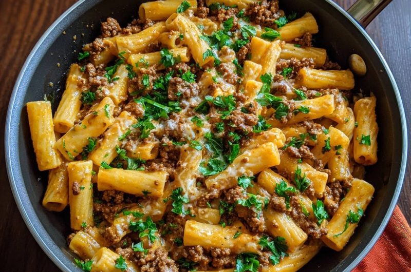 Cremige Hackfleisch-Pasta aus der Pfanne