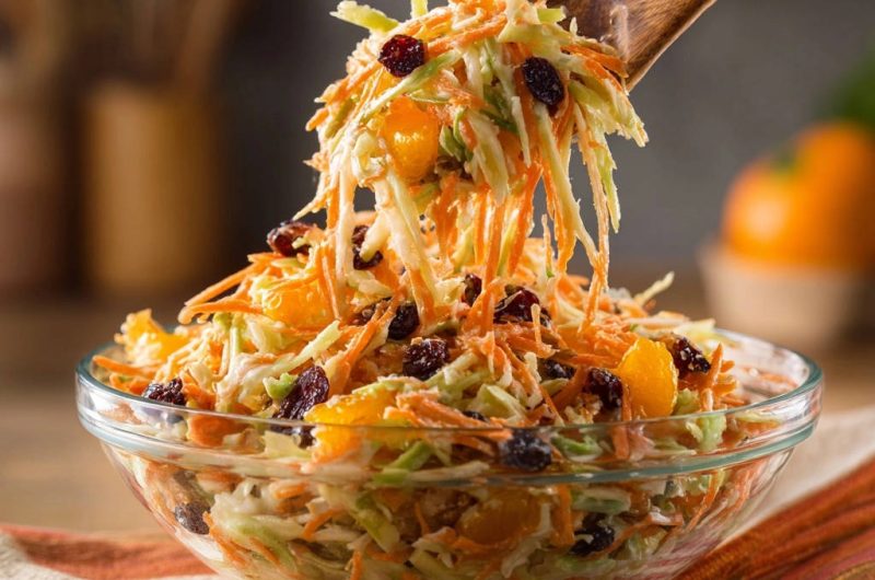 Cremiger Brokkoli-Karotten-Salat