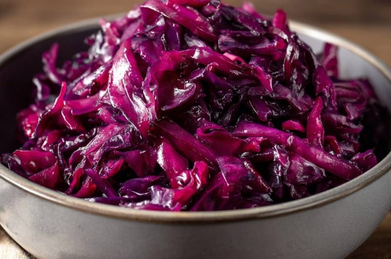 Bissfester Rotkohl