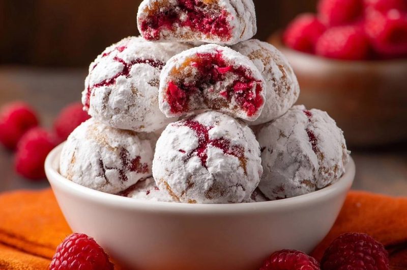 Himbeergefüllte Puderzucker-Kekse (Nie wieder auslaufende Füllung!)