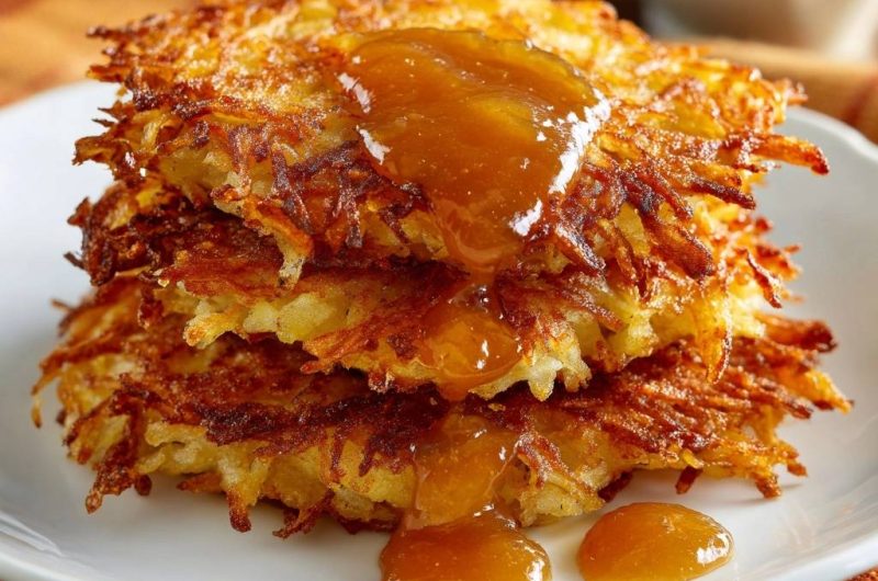 Knusprige Reibekuchen mit Apfelmus