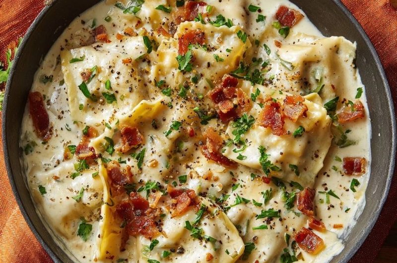Cremige Ravioli mit knusprigem Bacon