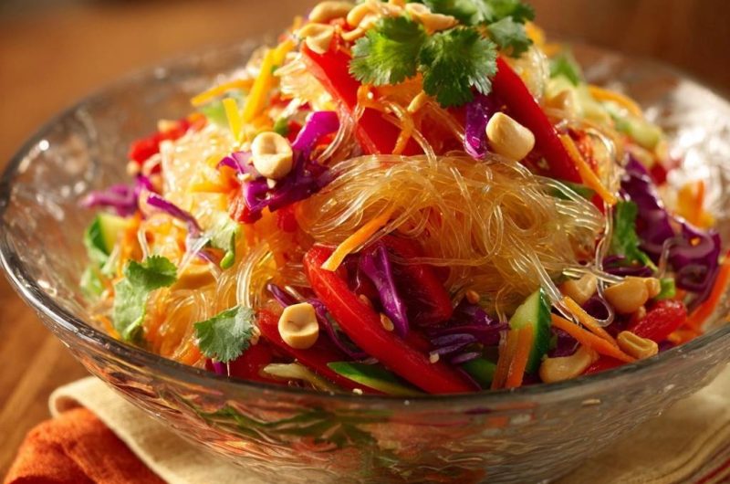 Knackiger Glasnudelsalat