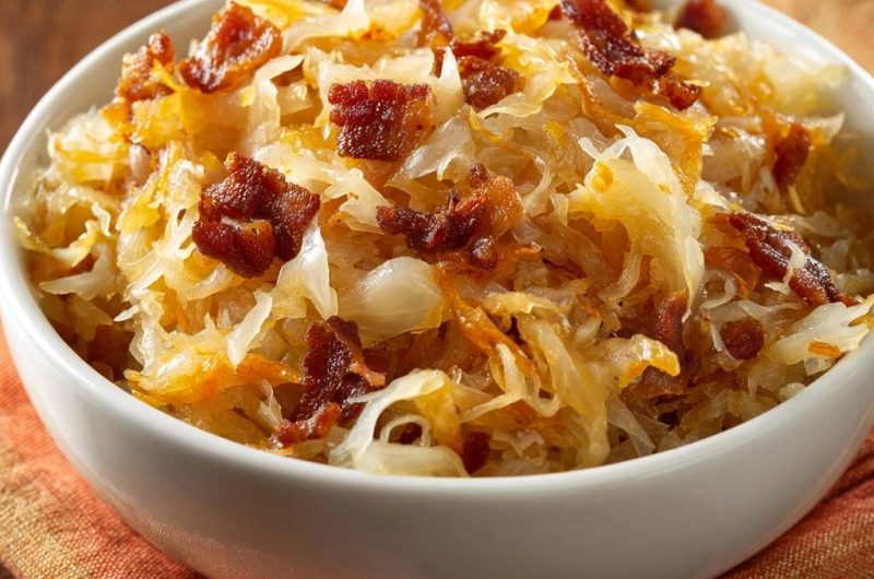 Knuspriger Bratkohl mit Speck (Nie wieder matschig!)