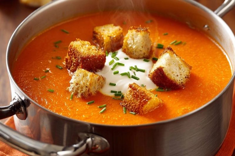 Tomaten-Paprika-Suppe