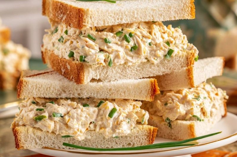 Hähnchen-Salat-Sandwich