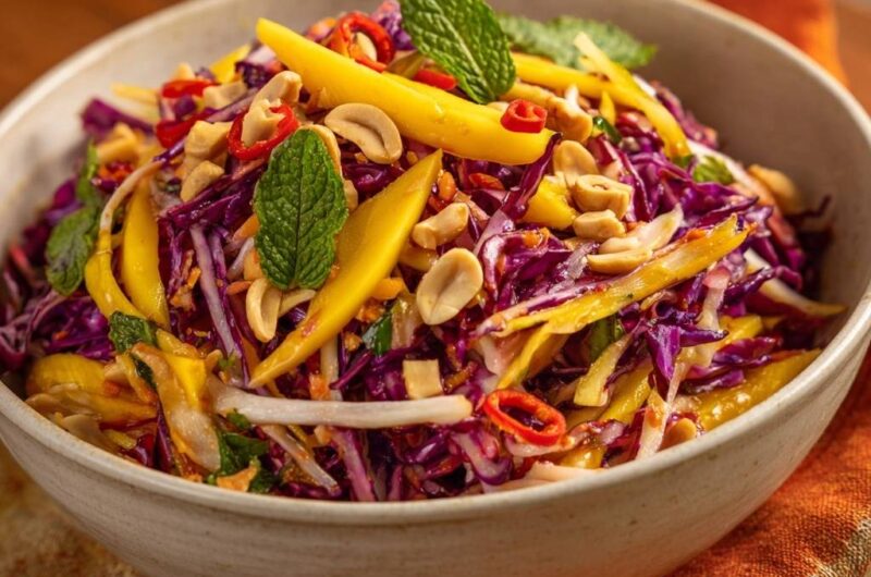 Exotischer Rotkohlsalat mit Mango