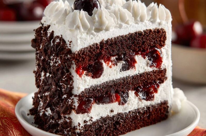 Klassische Schwarzwälder Kirschtorte