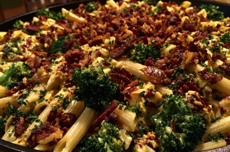 Cremige Brokkoli-Bacon-Pasta aus der Pfanne