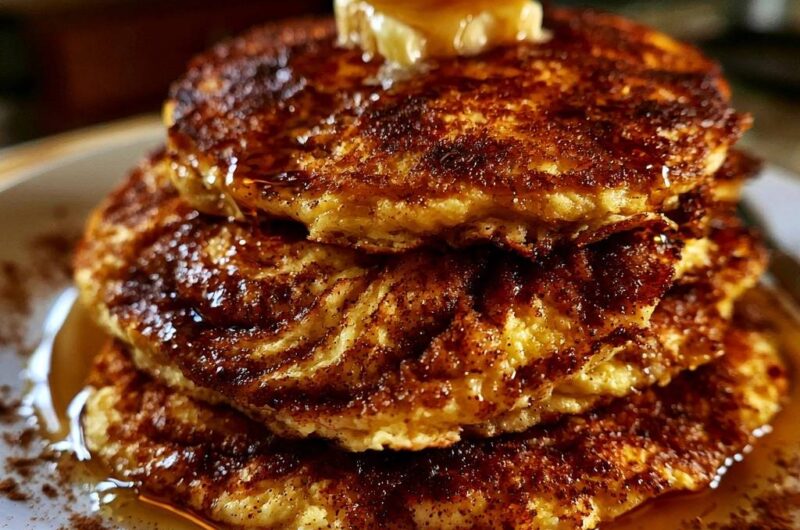 Goldbraune Zimt-Krusten-Pancakes