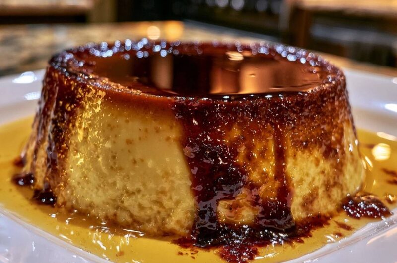 Rustikaler Flan Caramel
