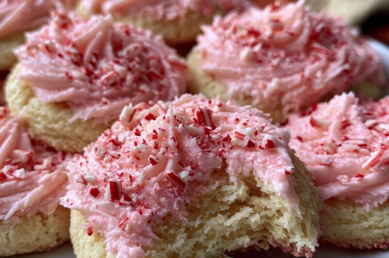 Softe Zuckerplätzchen mit Pfefferminz-Frosting