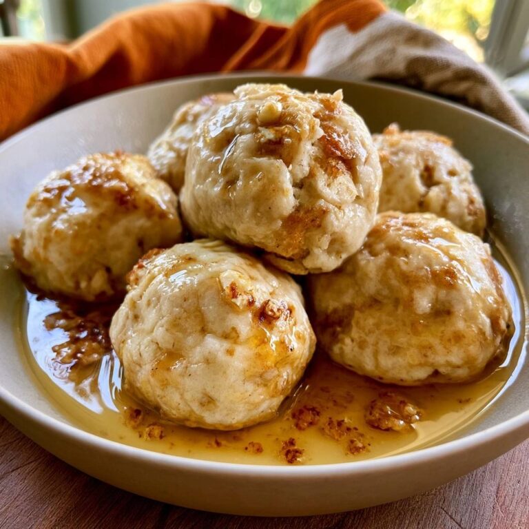 Fluffige Kürbis-Semmelknödel mit brauner Butter